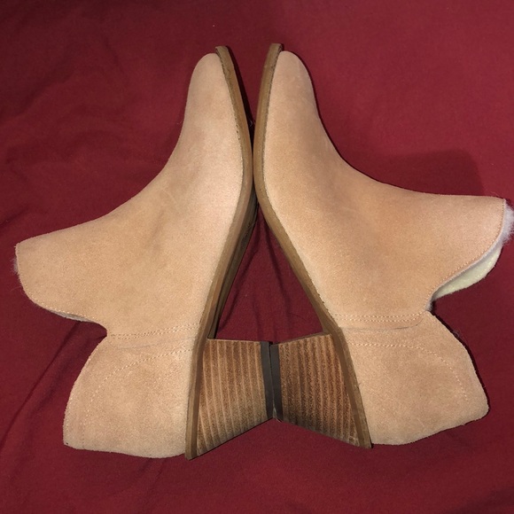 Kelsi Dagger pink suede booties - Picture 4 of 7